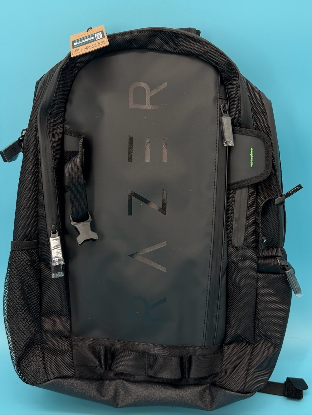 NWT Razer Rogue v3 16” Gaming Laptop Backpack Travel Carry On backpack